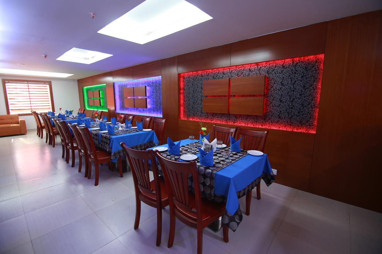 Rouba Residency Hotel Ponnani Ngoại thất bức ảnh