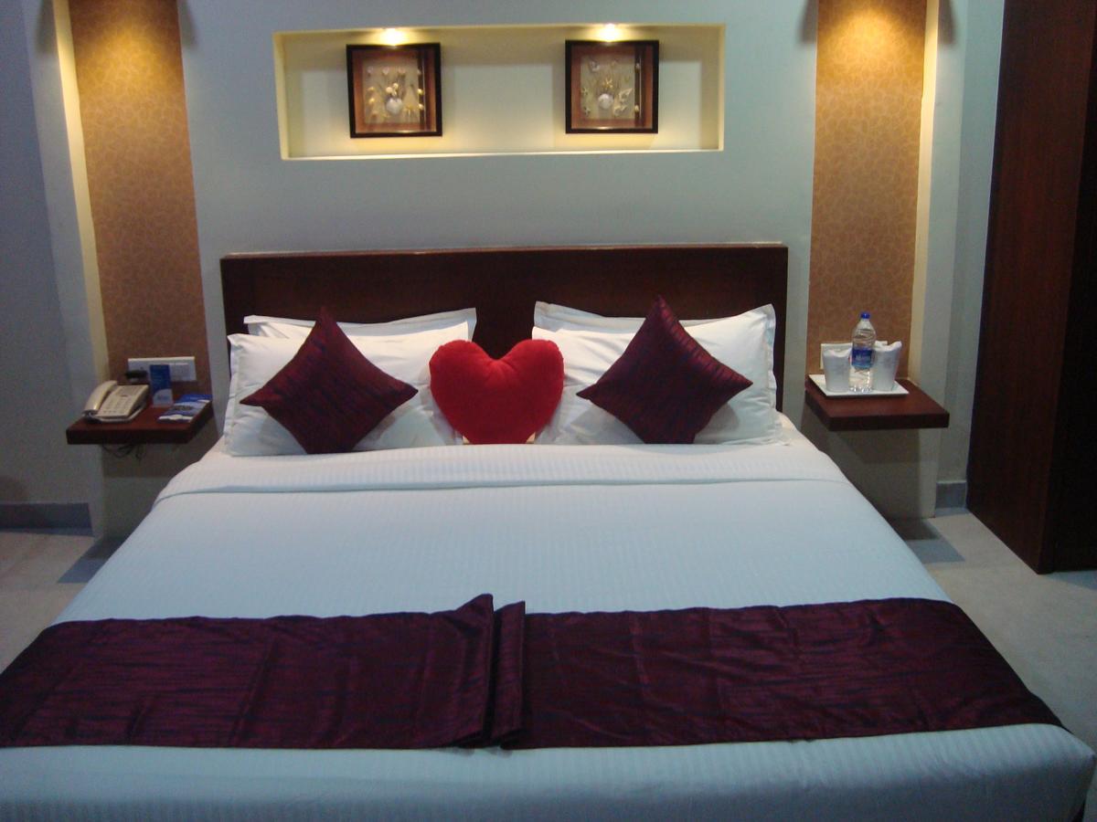 Rouba Residency Hotel Ponnani Ngoại thất bức ảnh